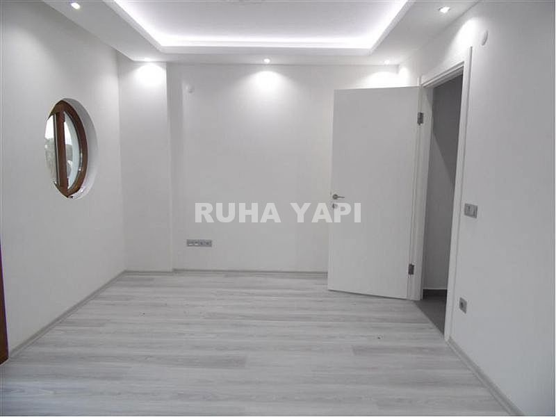 ALTINKUMDA YENİ BİNADA DENİZE 45M UZAKLIKTA 2ADET LÜKS YAPILI 3+1 AYRI MUTFAK DUBLEX DAİRE DENİZ MANZARALI