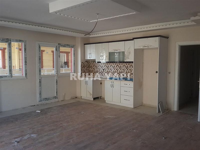 DİDİM CUMHURİYET MAHALLESİNDE  YOLA CEPHELİ ASANSÖRLÜ SIFIR BİNADA 3+1 AÇIK MUTFAK DAİRE