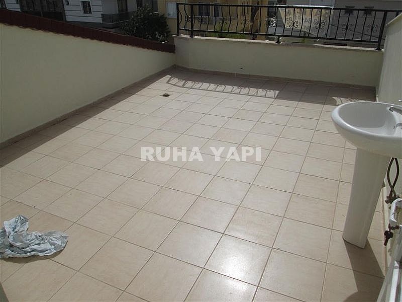 DİDİM EFELER MAHALLESİ  YOLA CEPHELİ SIFIR AYARINDA 8 YILLIK  MASRAFSIZ VİLLA