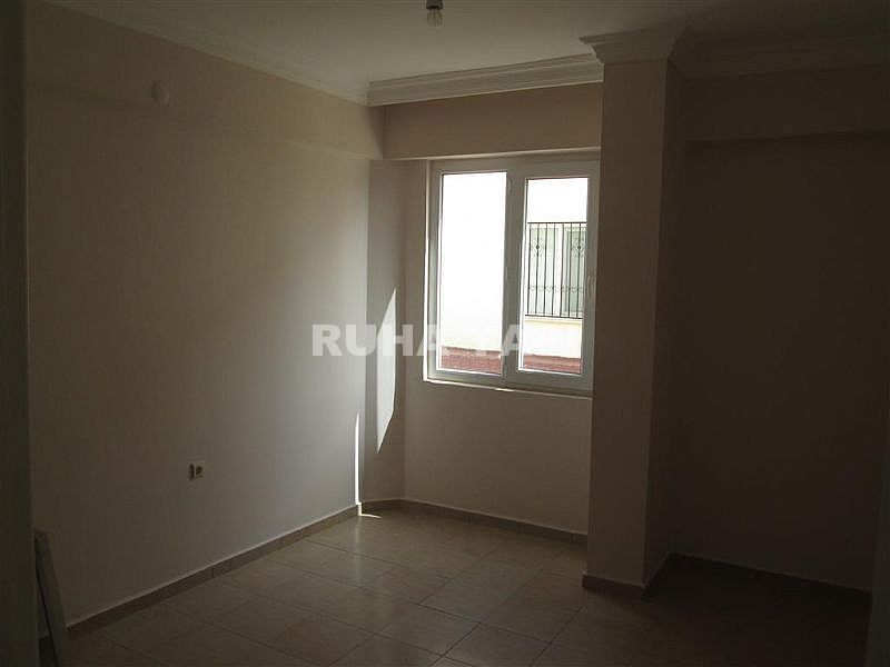 DİDİM EFELER MAHALLESİ  YOLA CEPHELİ SIFIR AYARINDA 8 YILLIK  MASRAFSIZ VİLLA