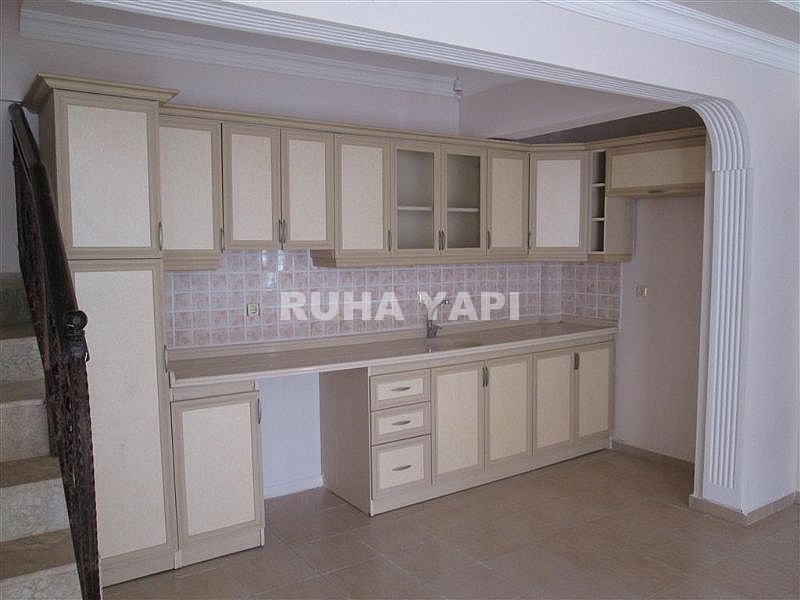 DİDİM EFELER MAHALLESİ  YOLA CEPHELİ SIFIR AYARINDA 8 YILLIK  MASRAFSIZ VİLLA