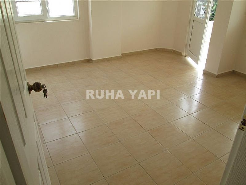 DİDİM EFELER MAHALLESİ  YOLA CEPHELİ SIFIR AYARINDA 8 YILLIK  MASRAFSIZ VİLLA