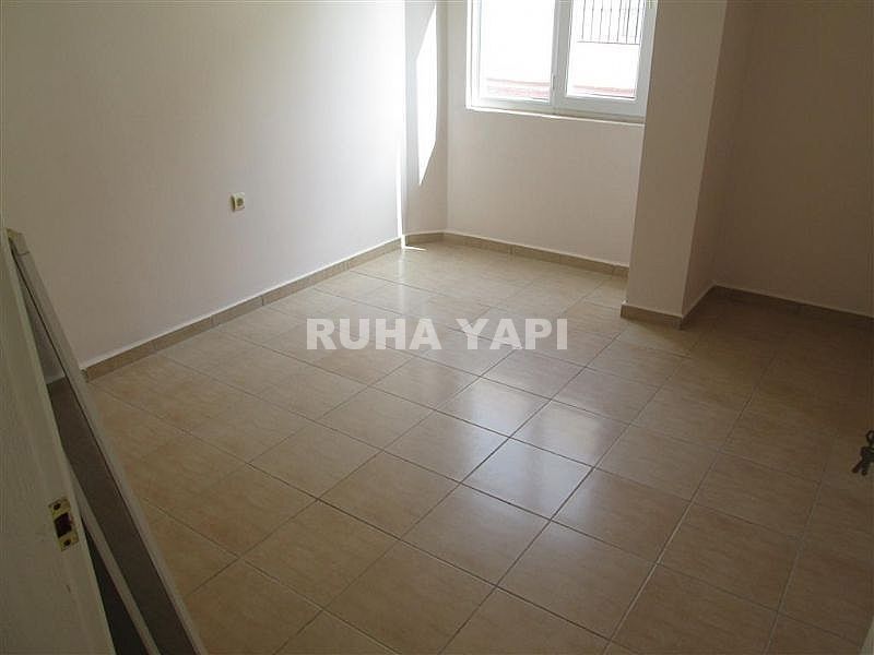 DİDİM EFELER MAHALLESİ  YOLA CEPHELİ SIFIR AYARINDA 8 YILLIK  MASRAFSIZ VİLLA