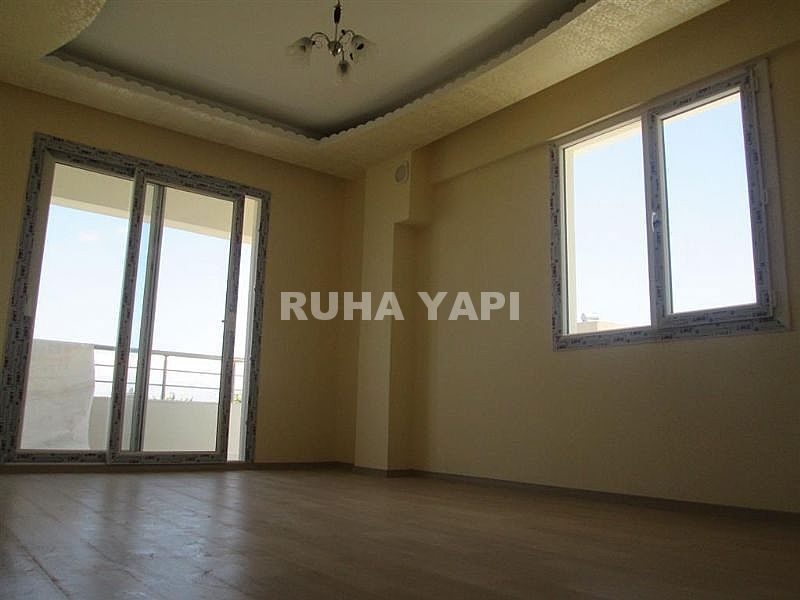 DİDİM EFELER MAHALLESİNDE SATILIK ARA KATTA 3 ODA 1 SALON AYRI MUTFAK...