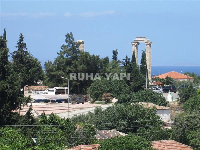 DİDİM EFELER MAHALLESİNDE SATILIK ARA KATTA 3 ODA 1 SALON AYRI MUTFAK...