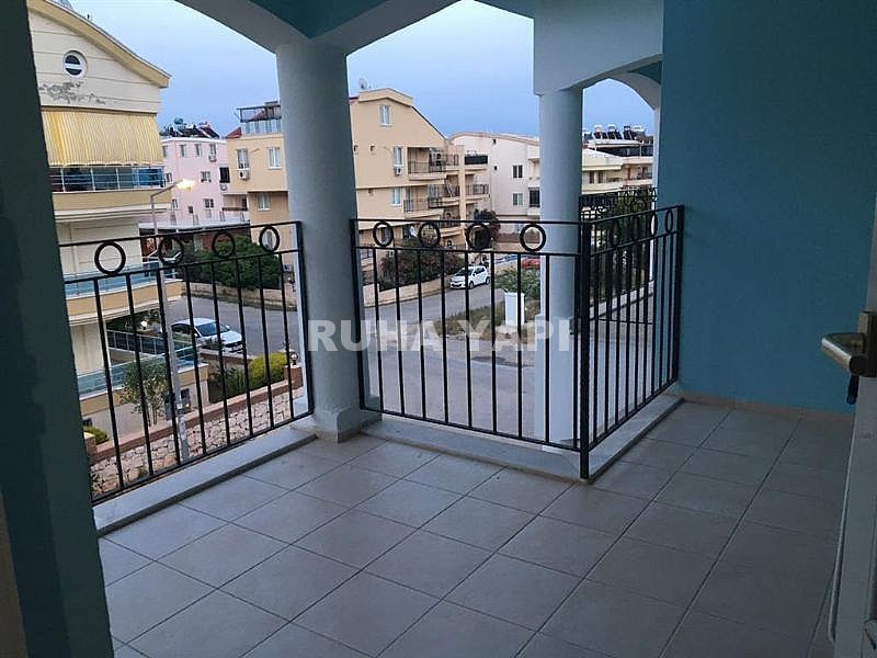 DİDİM EFELER MAHALLESİNDE SİTE İÇERİSİNDE İNGİLİZDEN EŞYALI SATILIK GENİŞ FERAH DUBLEKS