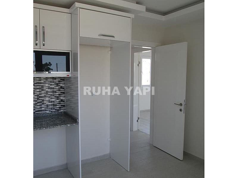 didim liman yolunda 4+1 ayrı mutfak otoparklı bahçeli villa