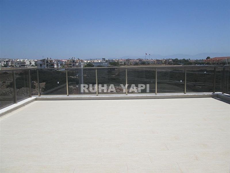 didim liman yolunda 4+1 ayrı mutfak otoparklı bahçeli villa