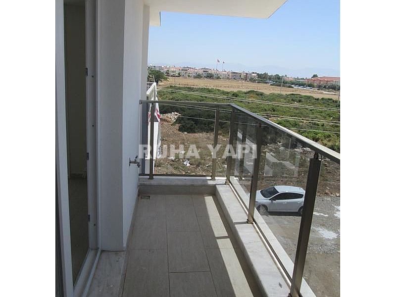 didim liman yolunda 4+1 ayrı mutfak otoparklı bahçeli villa