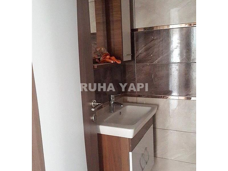 DİDİM LİMAN YOLUNDA SATILIK YÜKSEK GİRİŞ 2+1 DAİRE