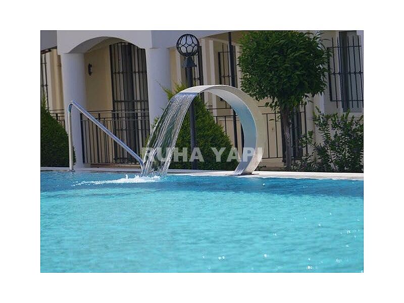 didim liman yolunda site içinde 2+1 havuzbaşı yazlık daire