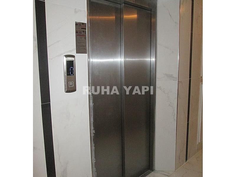 didim merkezde 3+1 ayrı mutfak asansörlü 