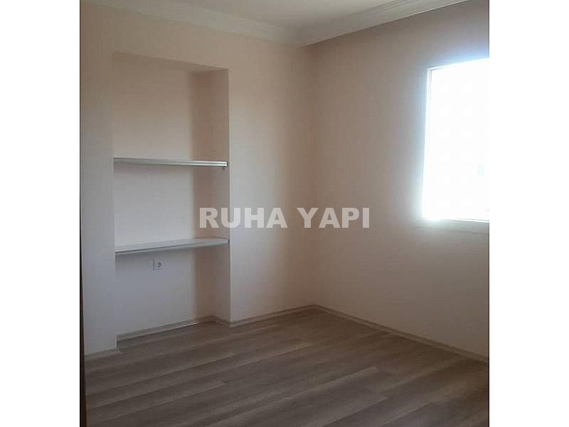 DİDİM MERKEZDE 4+1 AYRI MUTFAK OTOPARK VE BAHÇELİ VİLLA