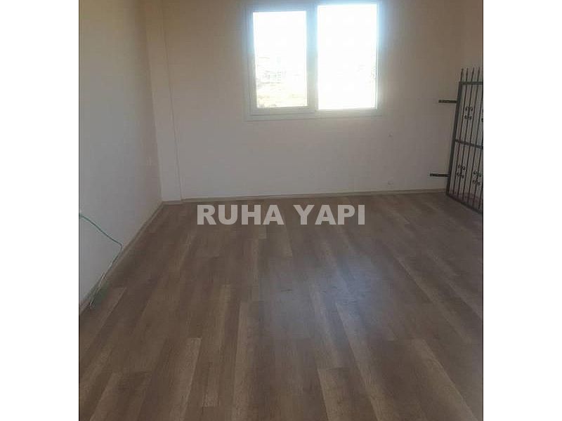 DİDİM MERKEZDE 4+1 AYRI MUTFAK OTOPARK VE BAHÇELİ VİLLA