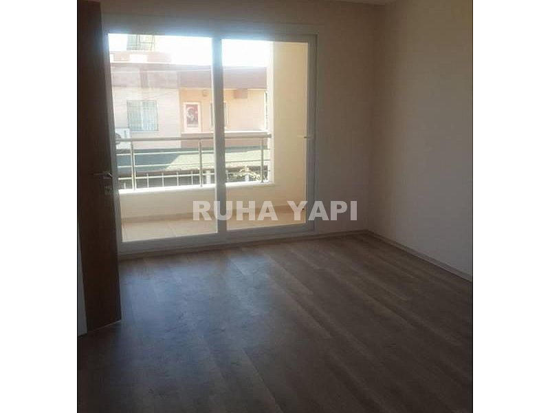 DİDİM MERKEZDE 4+1 AYRI MUTFAK OTOPARK VE BAHÇELİ VİLLA