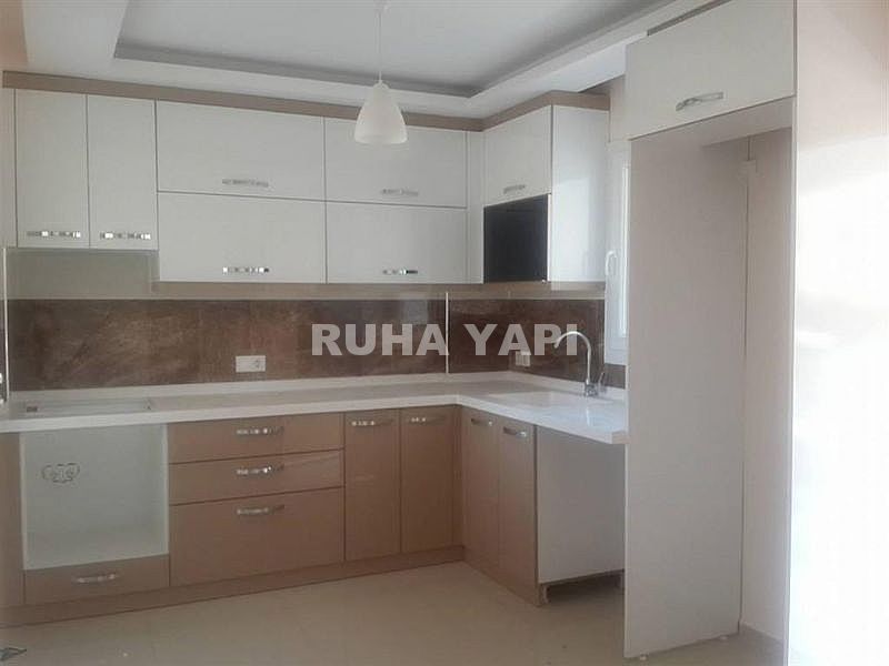 DİDİM MERKEZDE 4+1 AYRI MUTFAK OTOPARK VE BAHÇELİ VİLLA