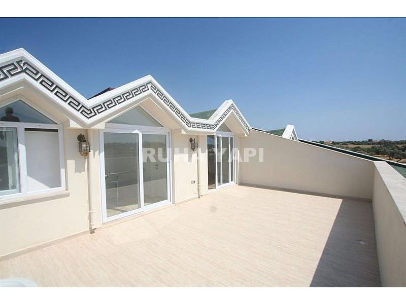 YEŞİLKENTTE BAHÇELİ HAVUZLU VİLLA SON 3 ADET 