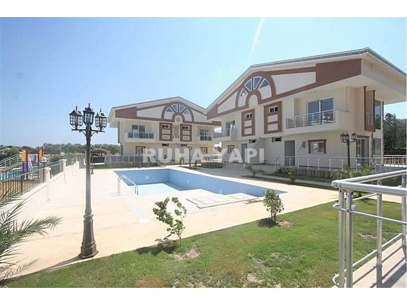 YEŞİLKENTTE BAHÇELİ HAVUZLU VİLLA SON 3 ADET 