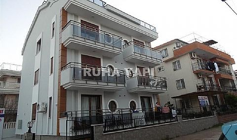 ALTINKUMDA YENİ BİNADA DENİZE 45M UZAKLIKTA 2ADET LÜKS YAPILI 3+1 AYRI MUTFAK DUBLEX DAİRE DENİZ MANZARALI