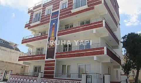 DİDİM EFELER MAHALLESİNDE SATILIK ARA KATTA 3 ODA 1 SALON AYRI MUTFAK...